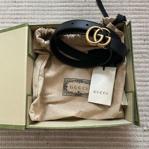 *NEW WITH TAGS* Black Gucci Belt